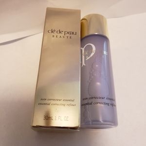 Cle de peau correcting refiner